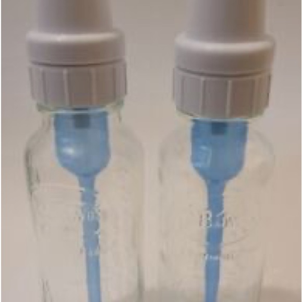 COPY - Dr. Brown vintage baby bottles glass count =4
